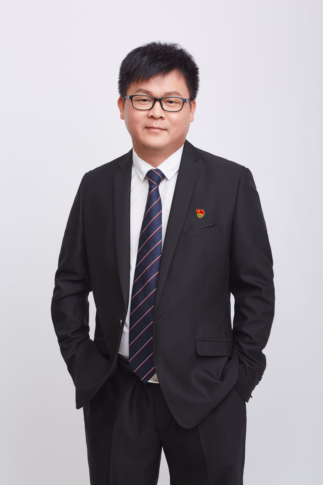 16 優秀黨員-南寧三峰黨支部-陳春林.jpg 16 優秀黨員-南寧三峰黨支部-陳春林.jpg